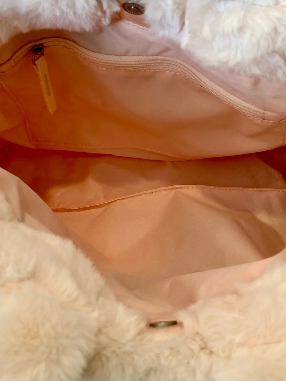 NWT Nike Sportswear Faux Fur Tote (10L capacity) in the 'Guava Ice/Black